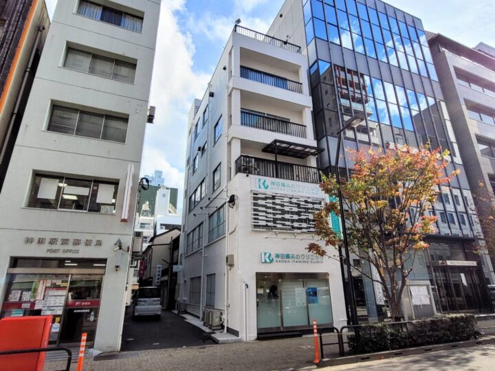 【千代田区　ビル外壁・屋上防水塗装】店舗の外壁も可能です！