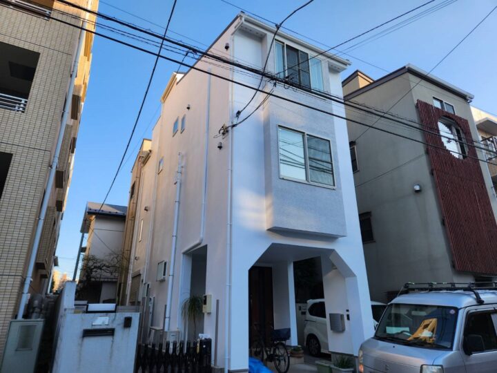 【文京区　外壁塗装・屋根カバー工法工事】屋根カバー工法は耐久性が抜群！