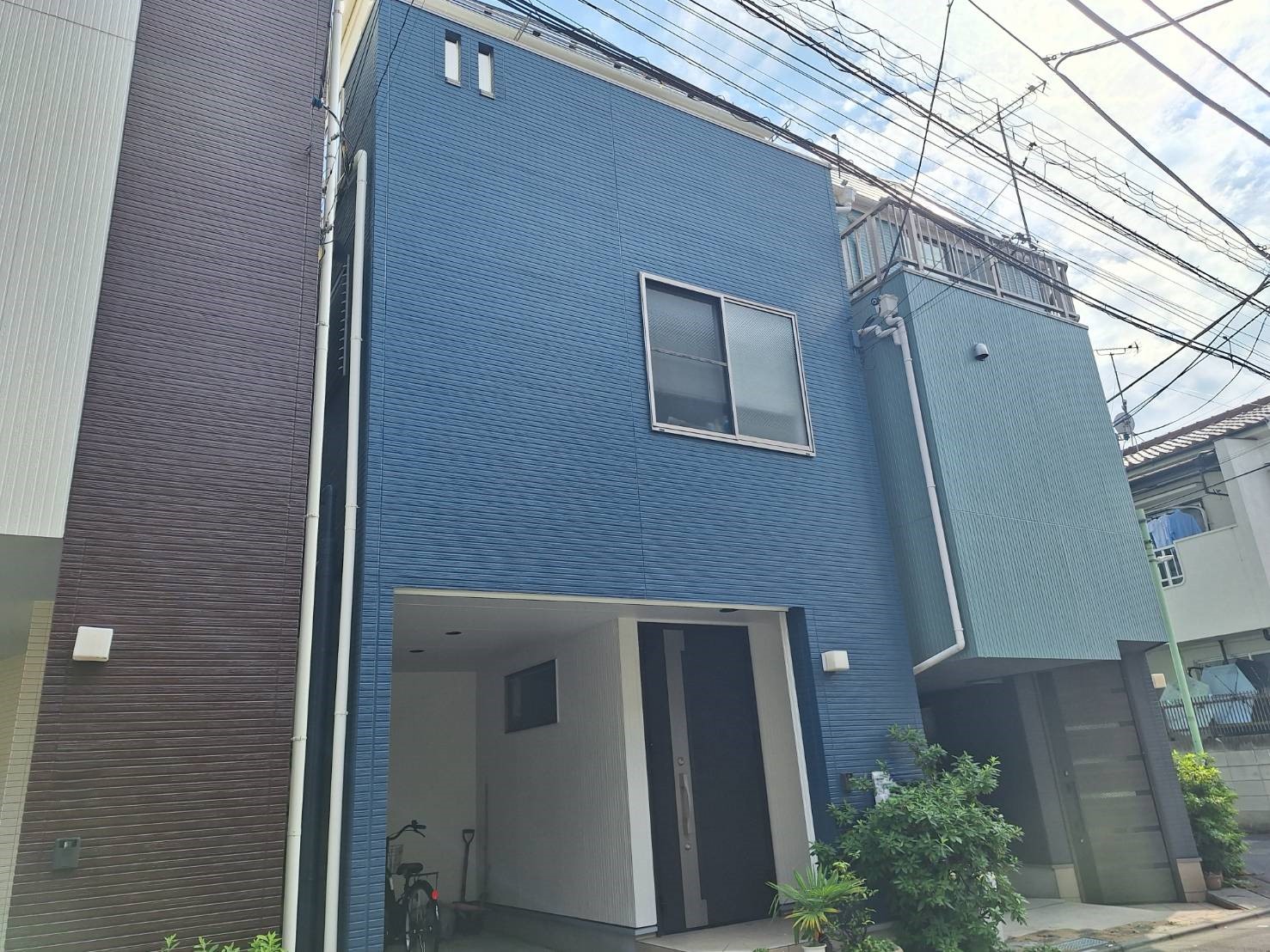 【荒川区　外壁塗装・屋根雨漏り補修】荒川区の屋根トラブルも深井塗装にご相談ください！