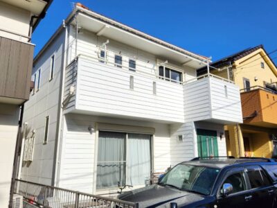 【足立区　外壁塗装工事】真っ白が美しい！既存色を活かしたリニューアル塗装です！