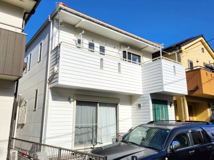 【足立区　外壁塗装工事】真っ白が美しい！既存色を活かしたリニューアル塗装です！