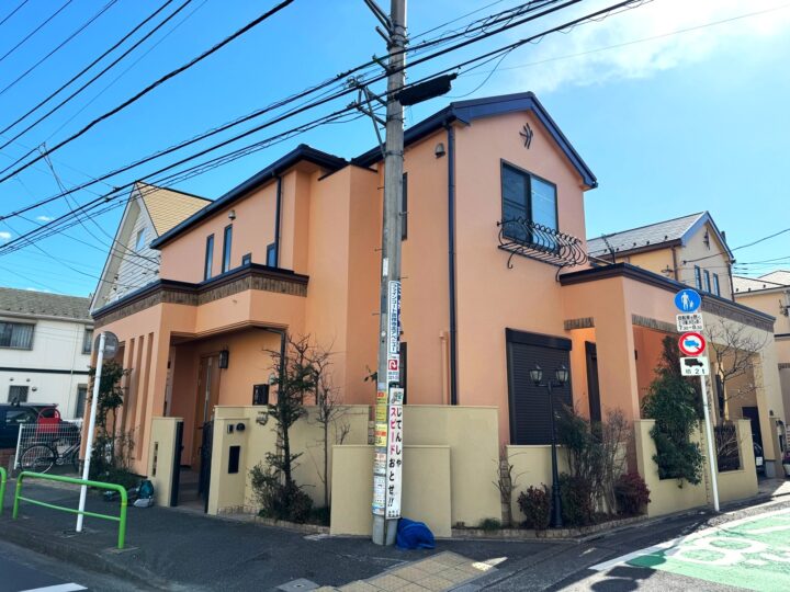 【練馬区　屋根カバー工法・外壁塗装工事】モルタル壁に艶無し塗料！素材・既存色を活かし施工しました！
