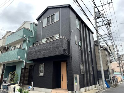 【足立区　屋根・外壁塗装工事】反射率トップクラスの屋根色！色別の効果もご相談ください！