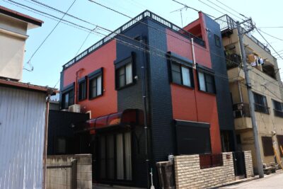 【足立区　屋根・外壁塗装工事】大胆なカラーも深井塗装におまかせください！