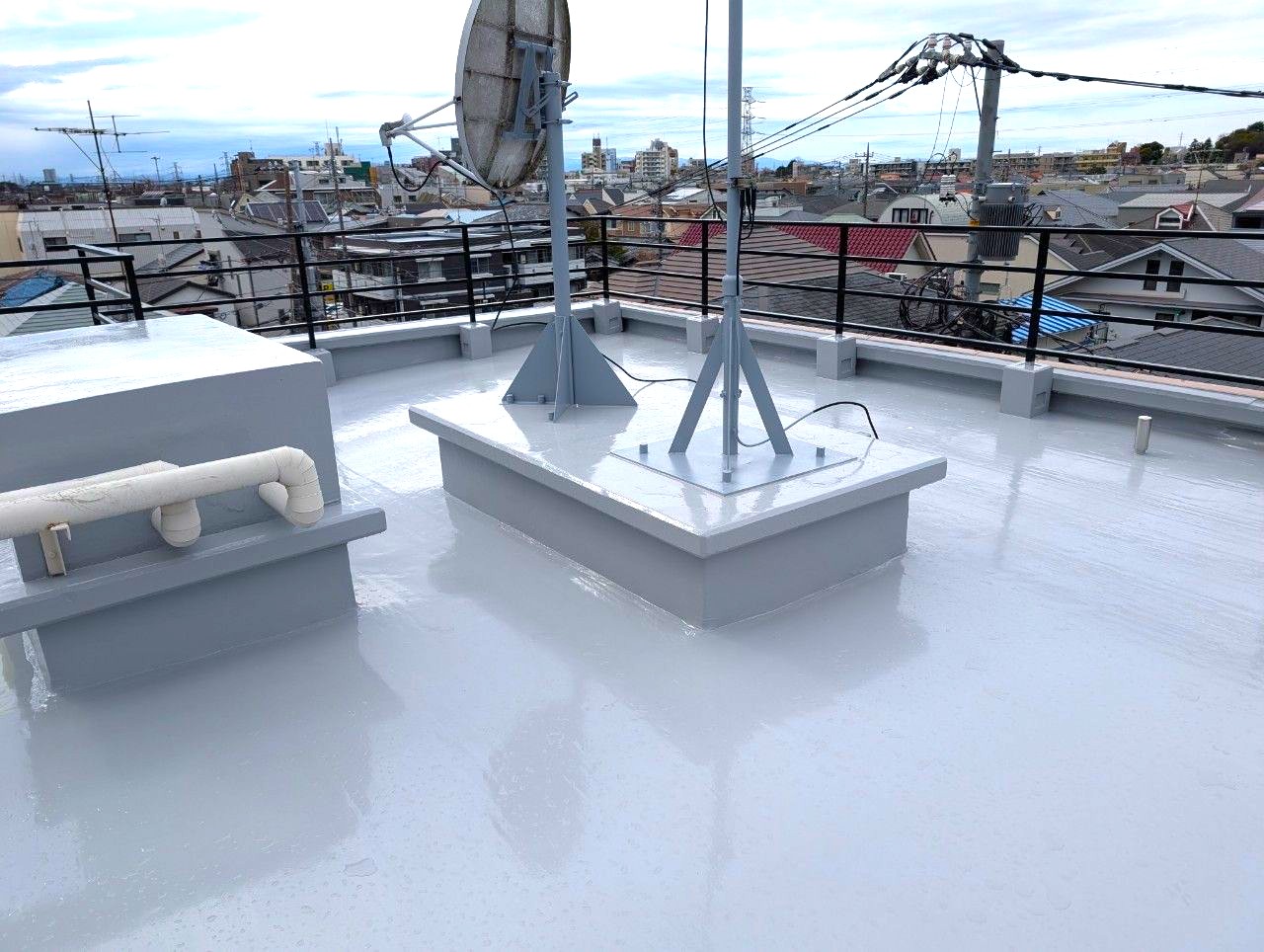 【杉並区　屋上防水工事・鉄部塗装・階段滑り止め設置工事】大規模修繕お任せください！