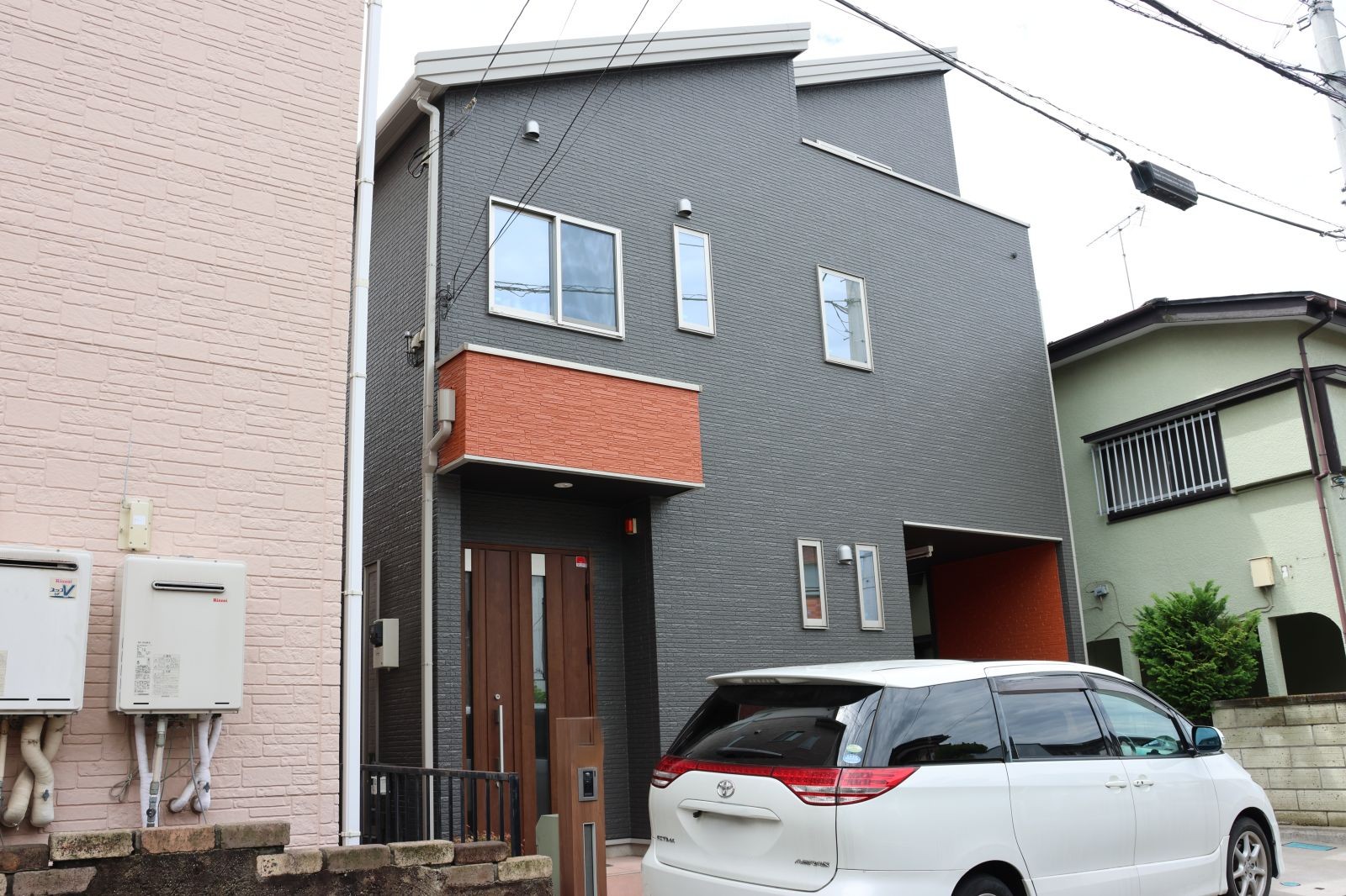 【草加市　屋根・外壁塗装工事】自信作！外壁のアクセント流行ってます！