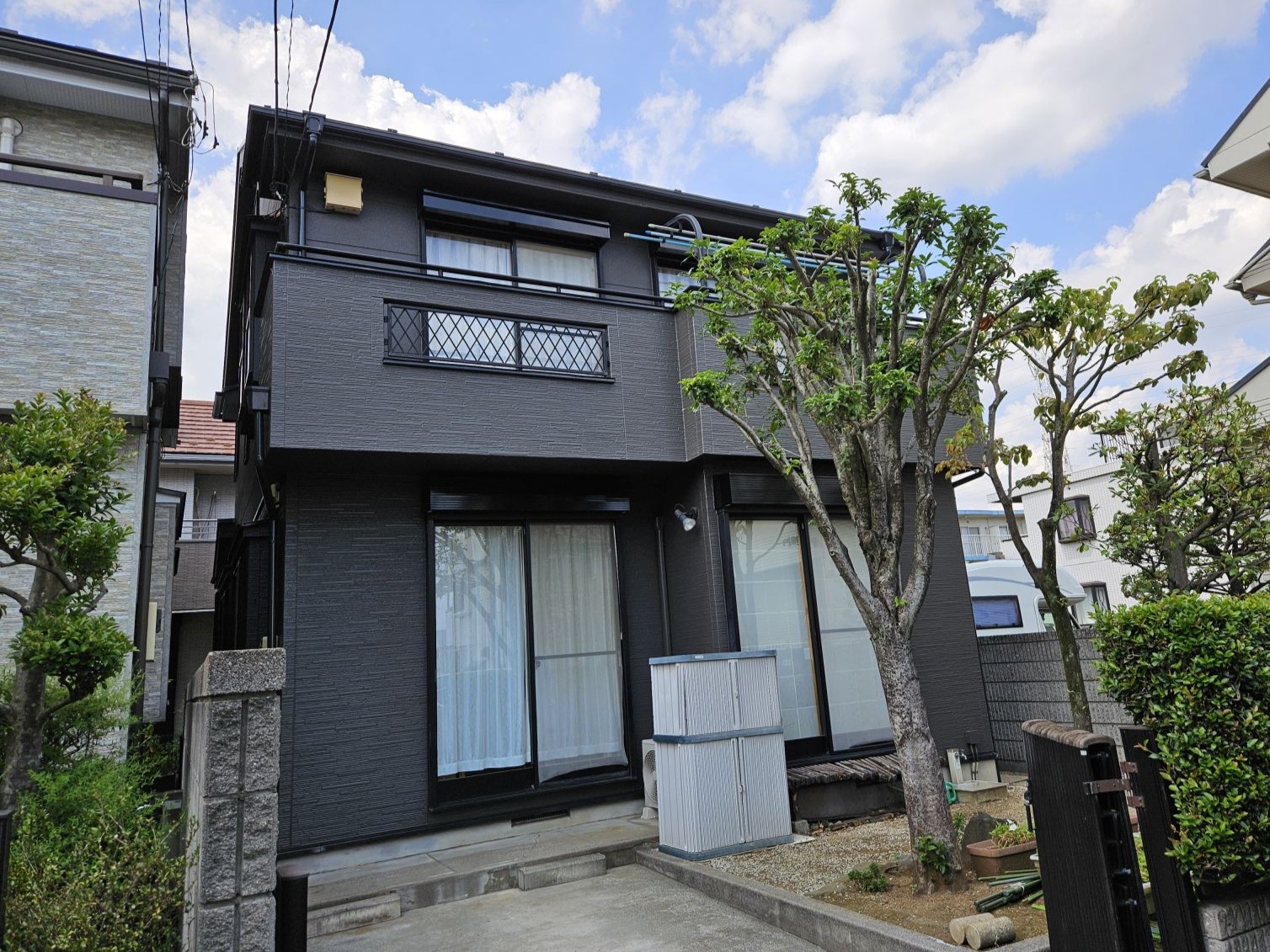 【練馬区　屋根・外壁塗装工事】塗装以外の外構工事もご相談OK！まとめて深井塗装のお任せください！