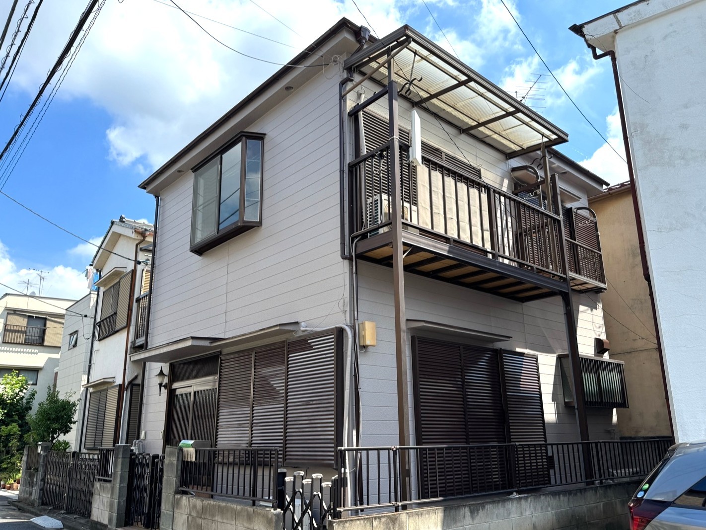 【足立区　屋根・外壁塗装工事】低コストで塗りかえするなら深井塗装へ！