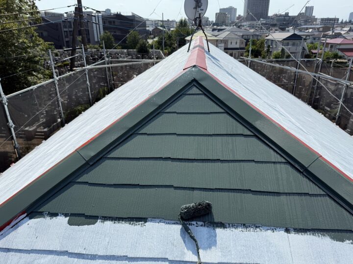 屋根 中塗り
