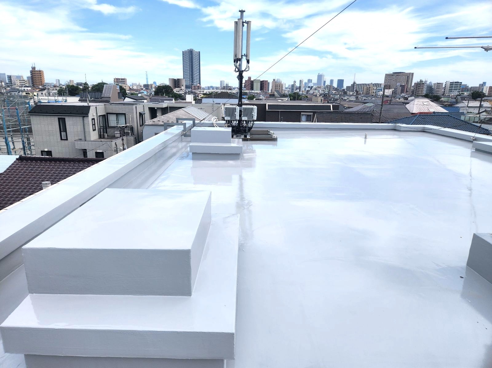 【北区　屋上防水工事】高反射仕様で遮熱効果を向上！屋上のお悩みも深井塗装へ！