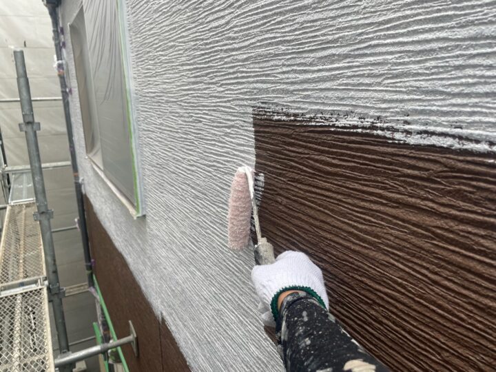 外壁 下塗り(エピテックフィラー AE)