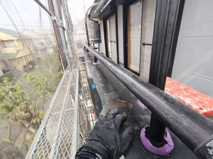 付帯部 ベランダ巾木 研磨