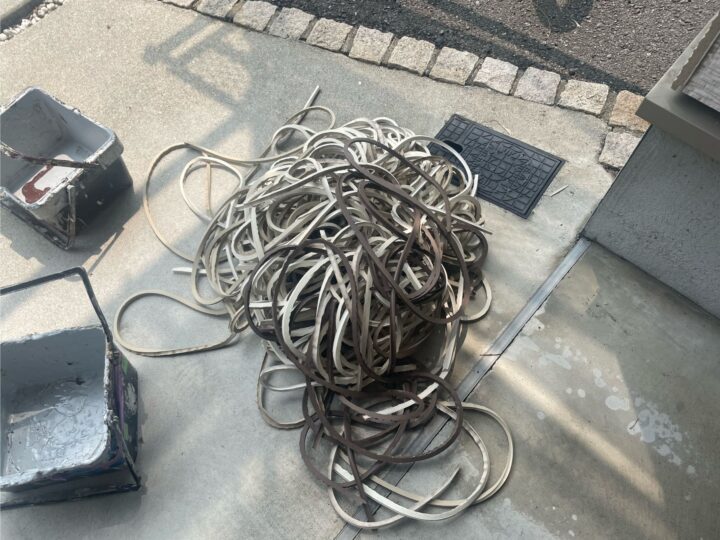 既存シーリング撤去 ゴミ