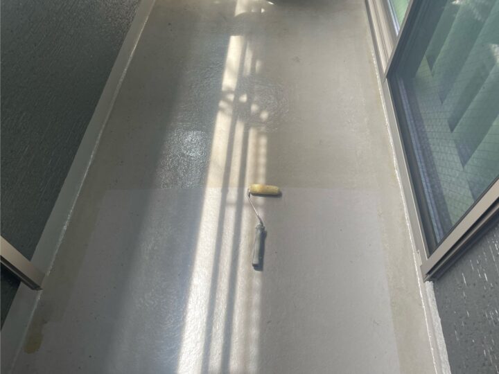 ベランダ床 中塗り(リガードトップ)