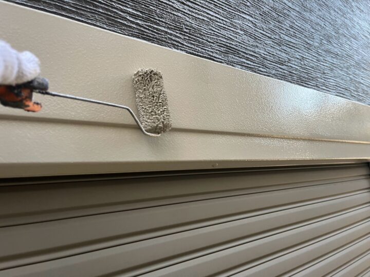 付帯部 シャッターボックス 上塗り(ユメロックDX)