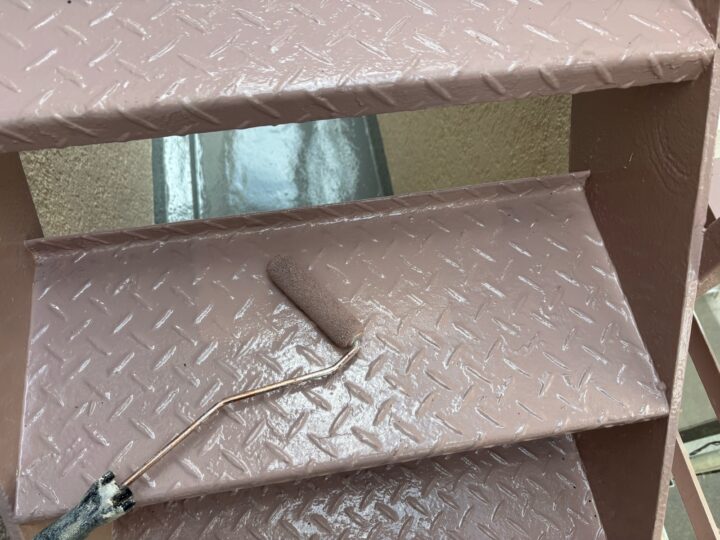 外階段 上塗り(ユメロックDX)