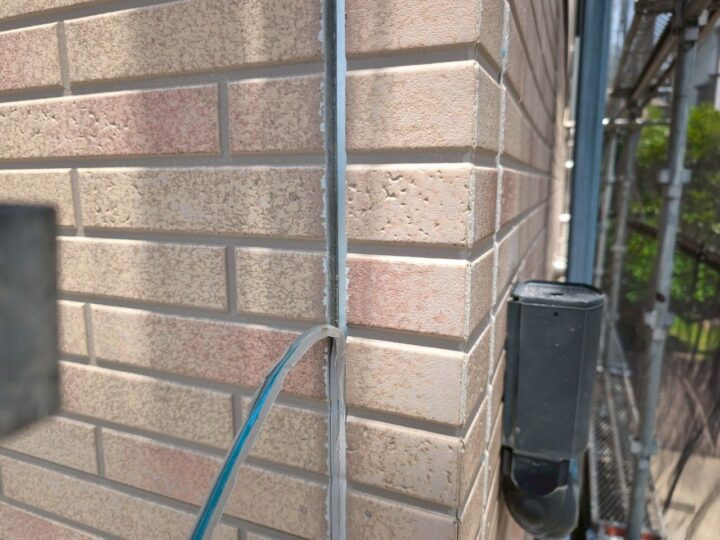 既存シーリング撤去