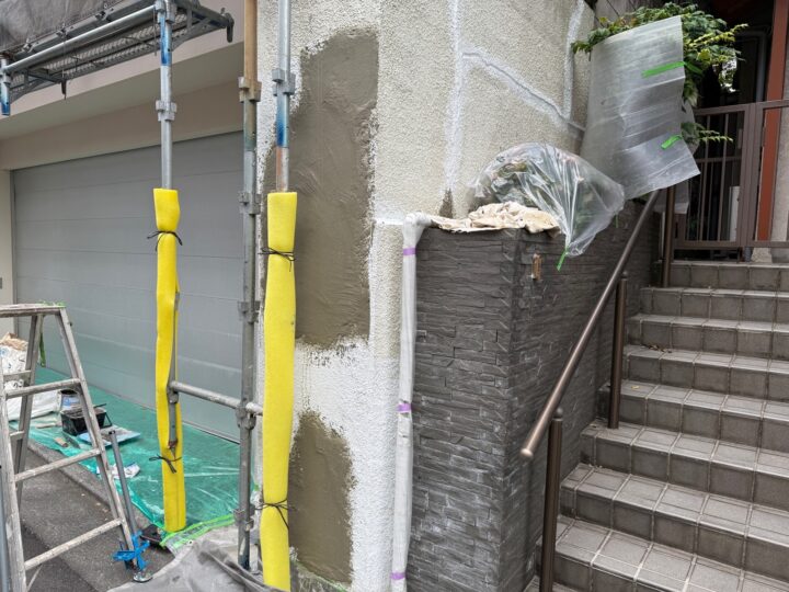 擁壁 ひび割れ補修 下地処理