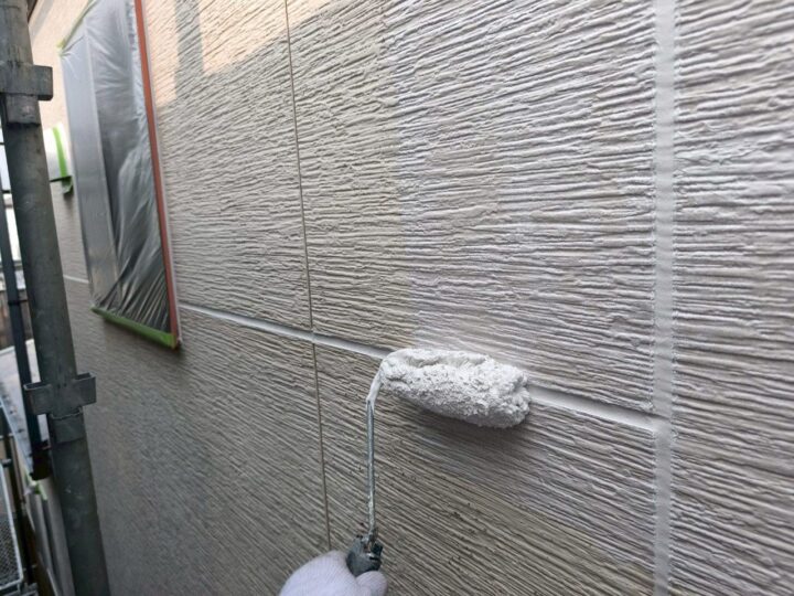 外壁 下塗り(エピテックフィラー AE)