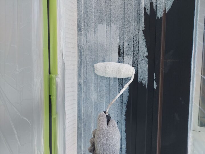 外壁 下塗り(エピテックフィラー AE)