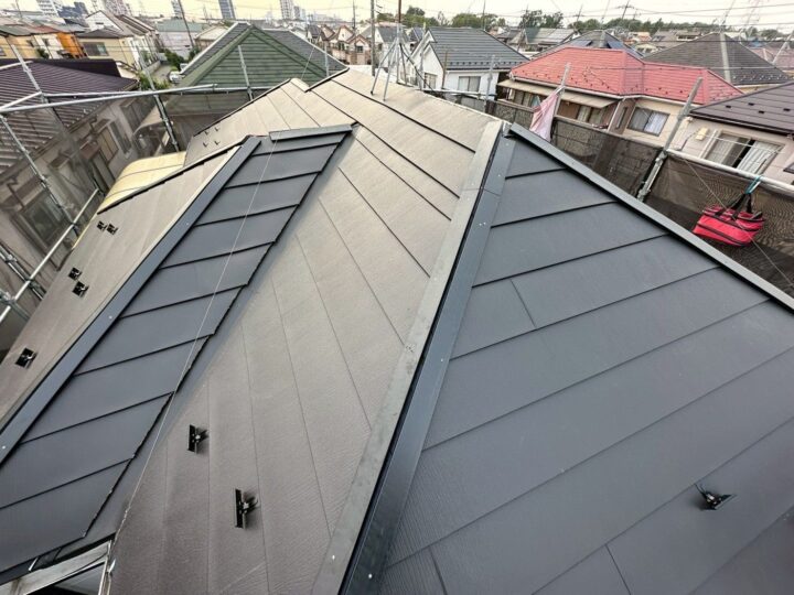 屋根カバー工法 完工