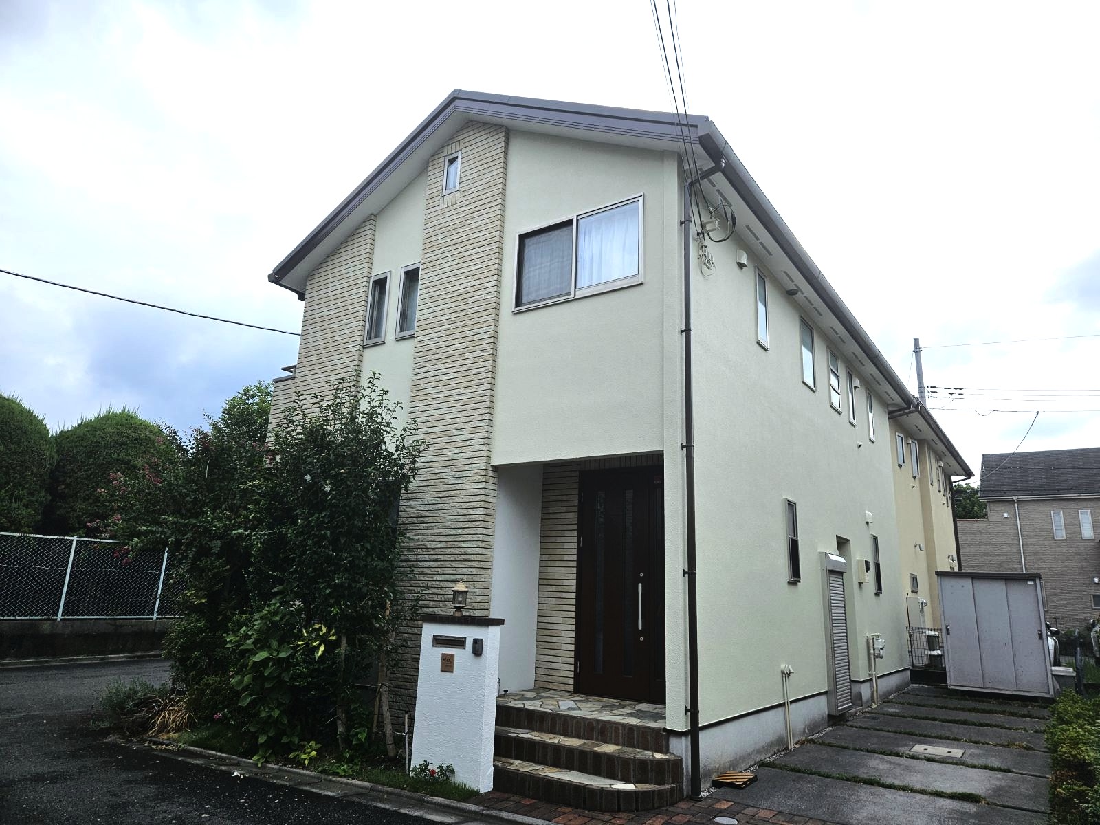 【小平市　外壁塗装・屋根カバー工法工事】長期間に安心してお過ごしいただきたくカバー工法を選択！