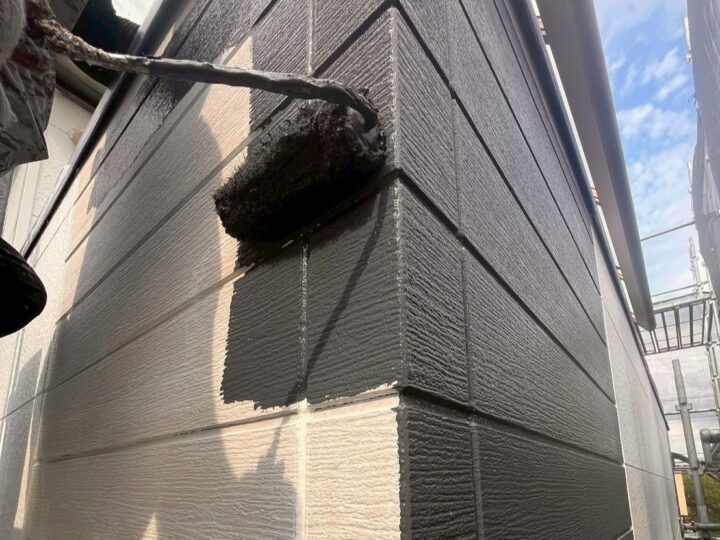 外壁塗装 中塗り