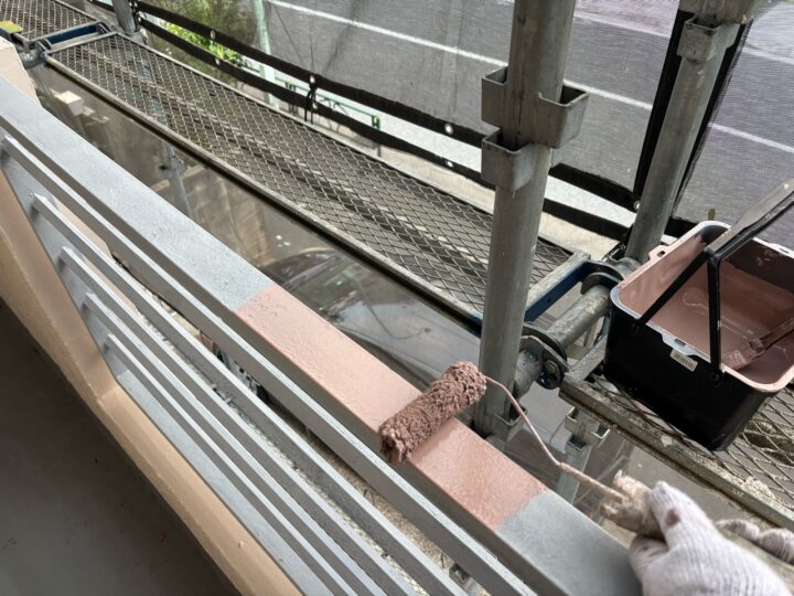 外階段手摺 中塗り(ユメロックDX)