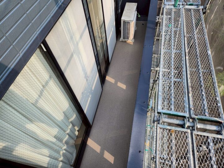 ベランダ笠木 完工