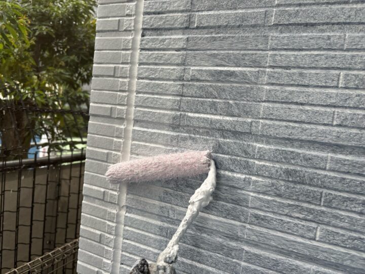 外壁 下塗り(エピテックフィラー AE)