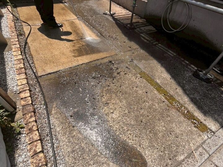 駐車スペース 高圧洗浄