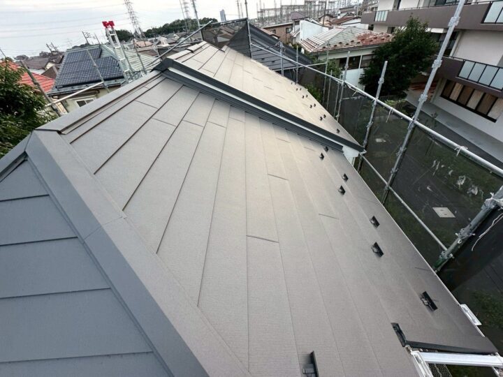 屋根カバー工法 完工