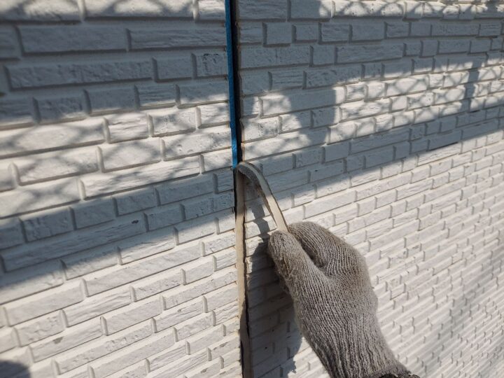 既存シーリング撤去