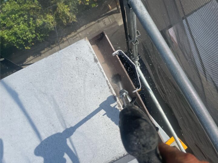 屋根 ドレン高圧洗浄