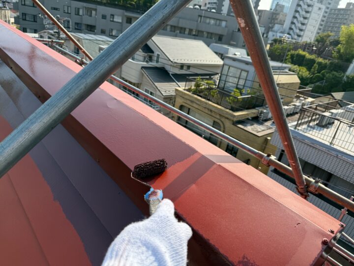屋根 中塗り