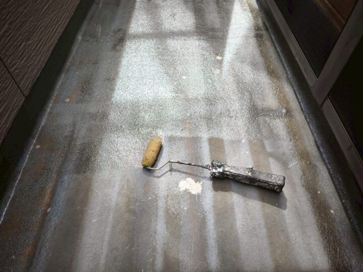 ベランダ床 下塗り(リガードプライマー)