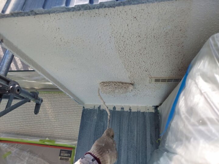 軒天 下塗り(マルチエースJY)