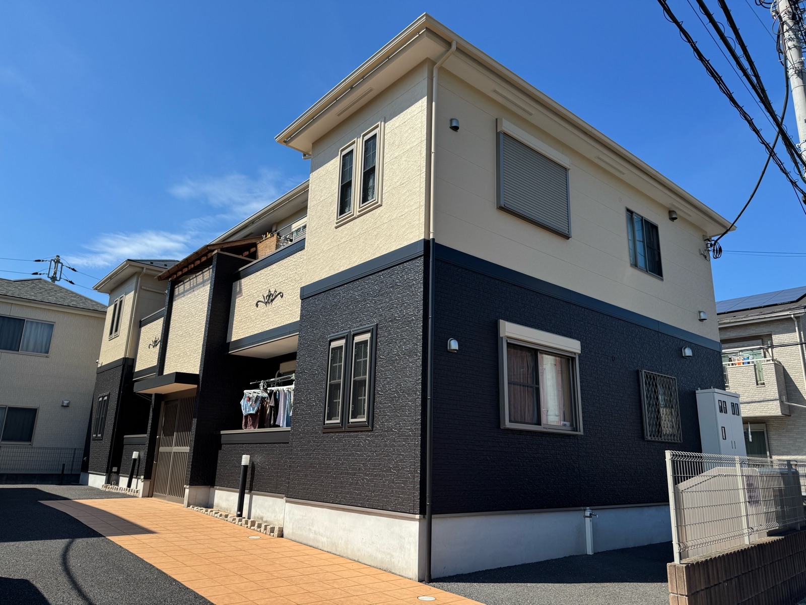 【足立区　外壁〈遮熱〉・屋根〈遮熱〉塗装工事】ツートーンの美しい仕上がりをご覧ください！