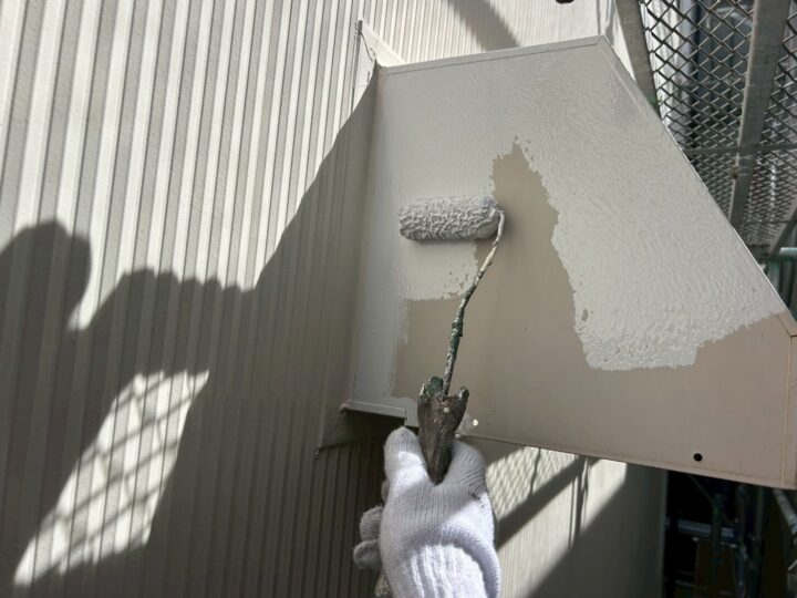 付帯部 換気フード 下塗り(ユメロックDX)