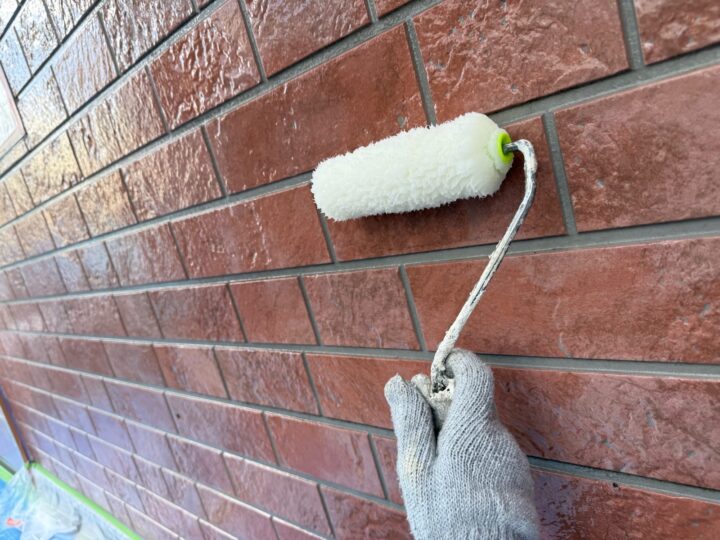 外壁 クリアー塗装2層目(スーパーSDクリヤーF)