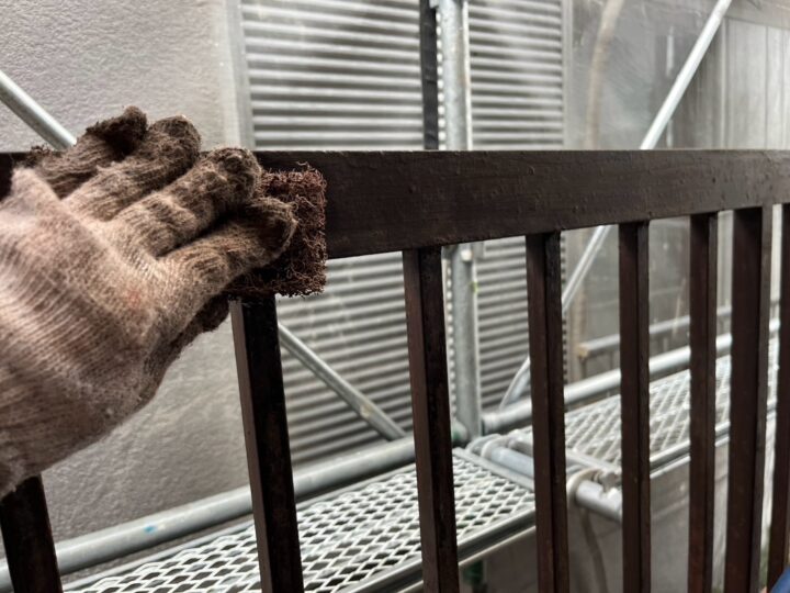 ベランダ手摺 研磨