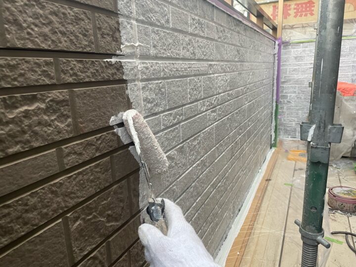 外壁 下塗り(ホワイトフィラーA)