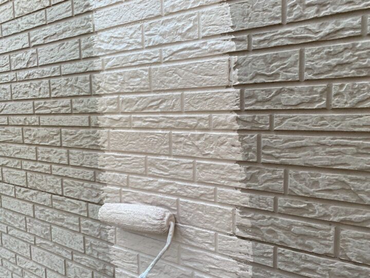 外壁塗装 下塗り(エピテックフィラー AE)