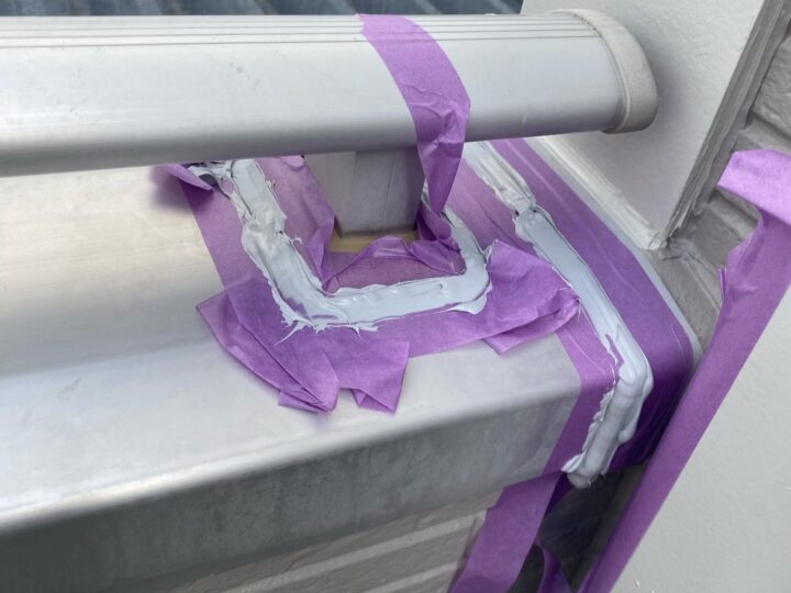 ベランダ手摺 シーリング完工