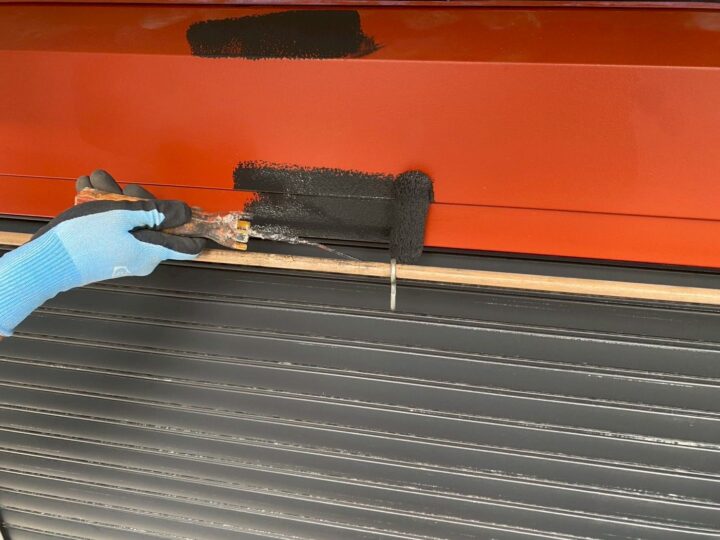 付帯部 シャッターボックス 下塗り(ユメロックDX)