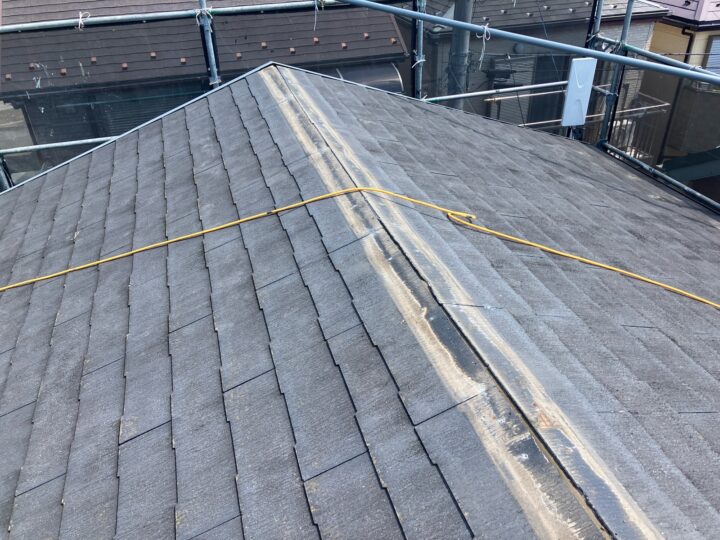 屋根カバー工法 既存棟板金撤去