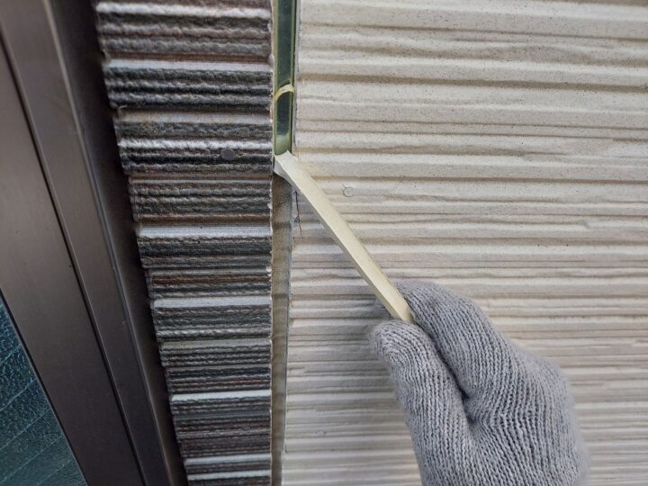 既存シーリング撤去