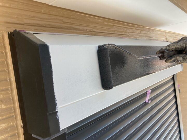 付帯部 シャッターボックス 中塗り(ユメロックDX)