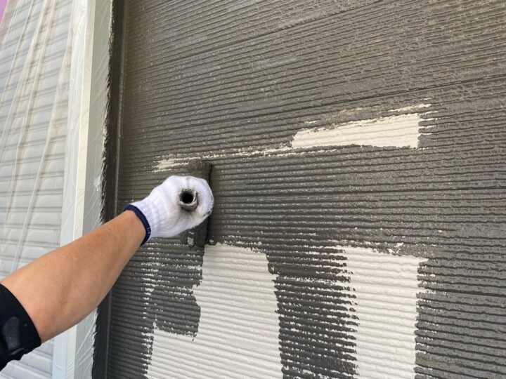 外壁塗装 中塗り