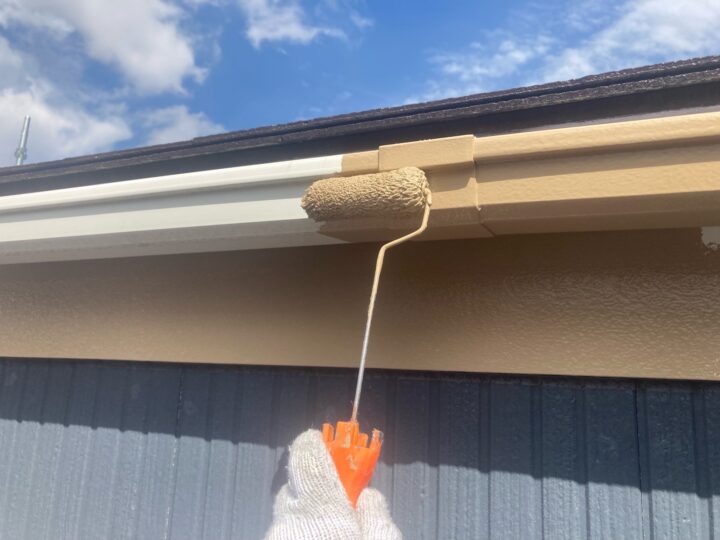 付帯部 横樋 下塗り(ユメロックDX)